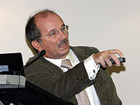 El Dr. Gustavo Cremona